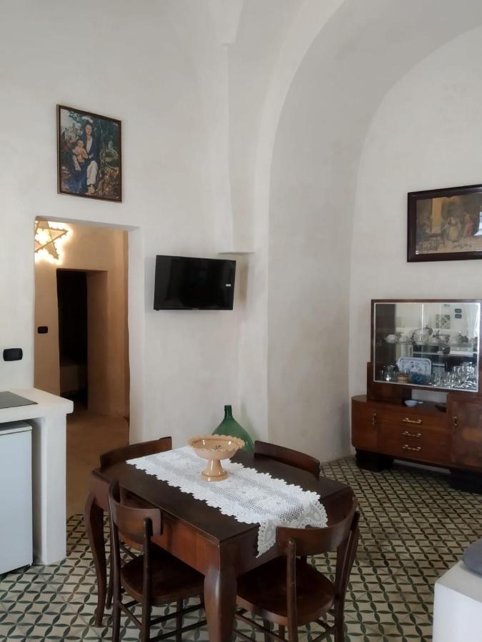 Mena Me - Casa Vacanza - Salento Parabita Luaran gambar